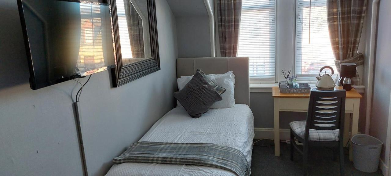 Riverbank Guesthouse Inverness Kültér fotó